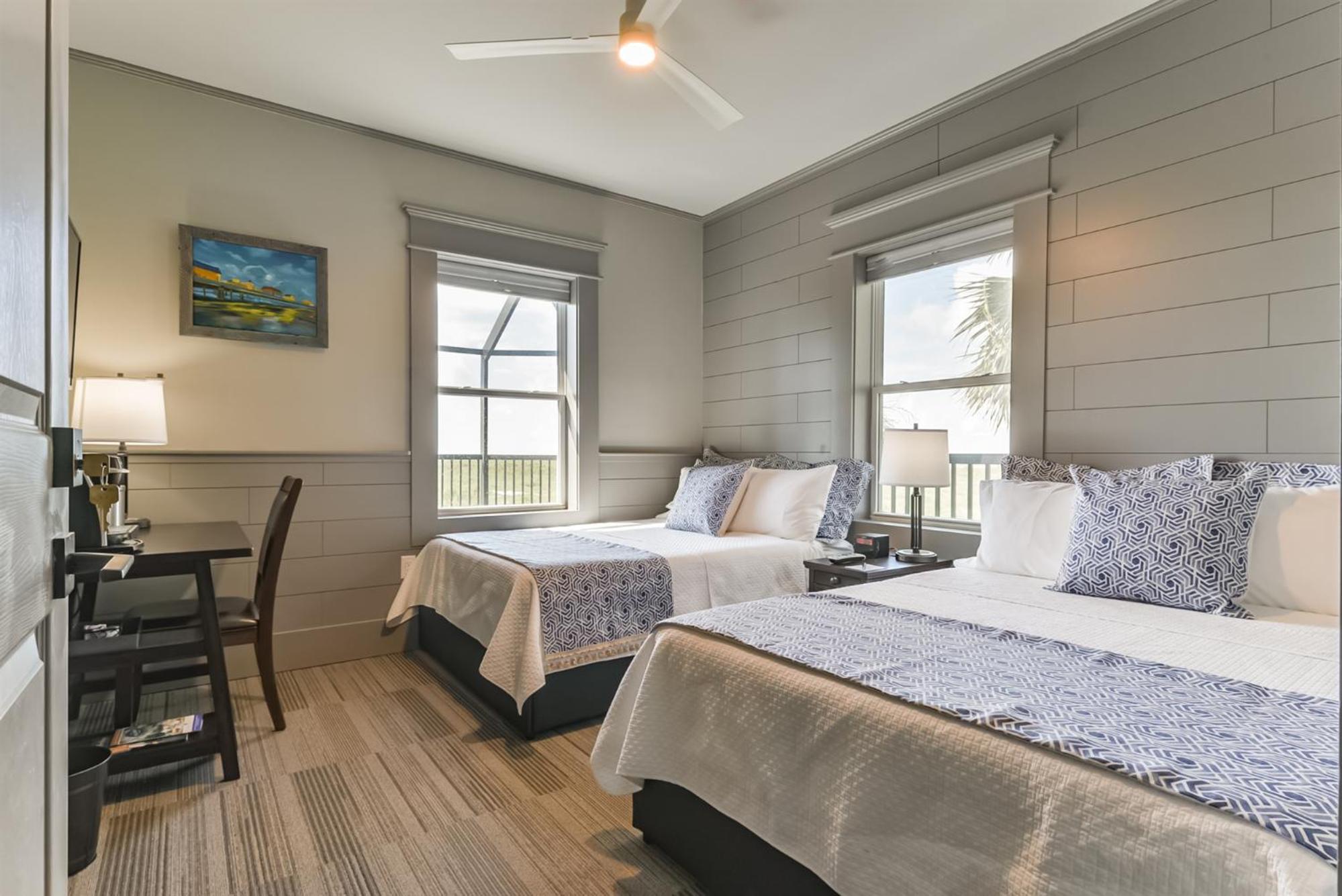 Harborwalk Lodge Hitchcock Dış mekan fotoğraf